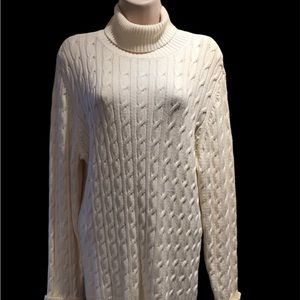 Charter Club women’s cable knit turtle neck sweater. XL